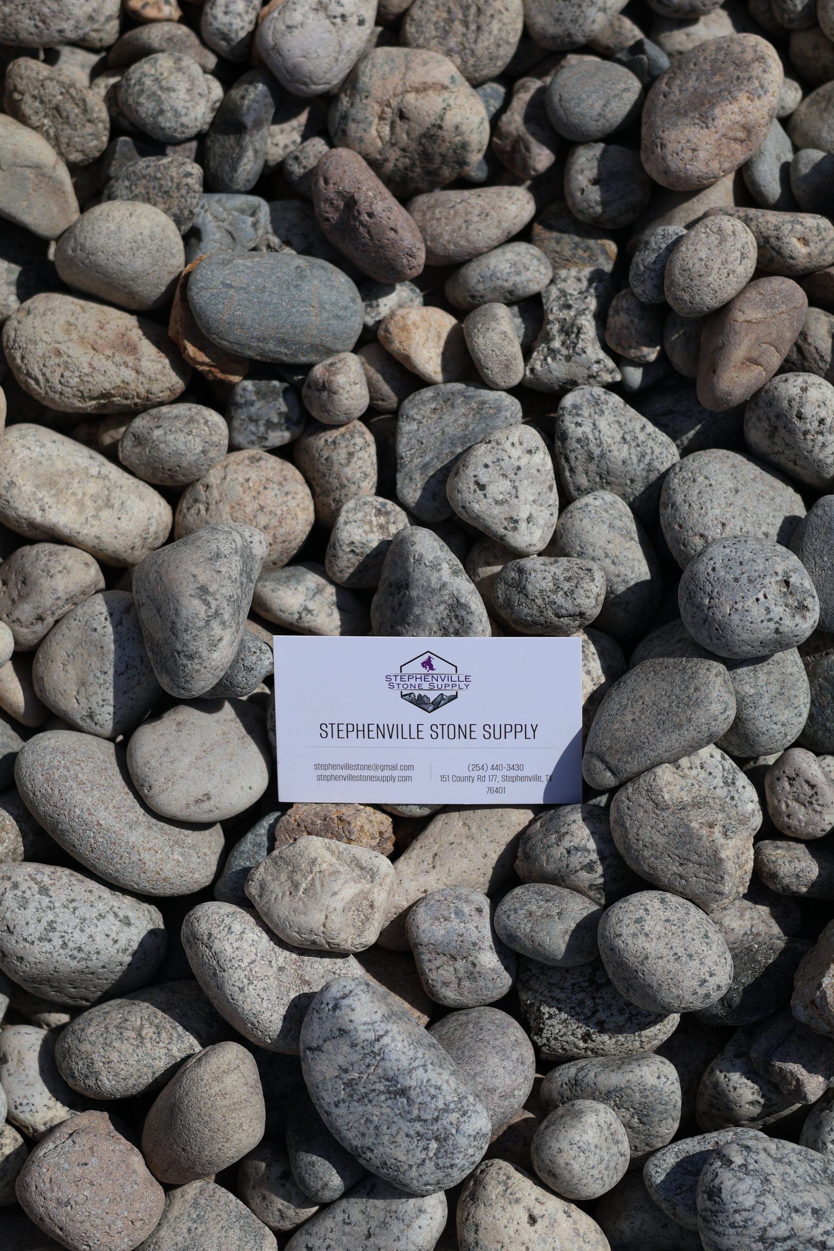 Colorado salt and pepper 1 to 2 inch river rock