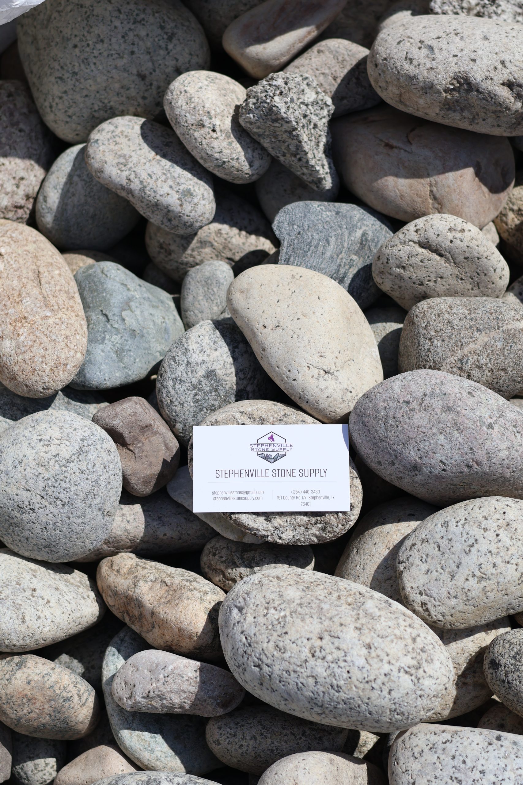 Colorado salt and pepper 2 to 4 inch river rock